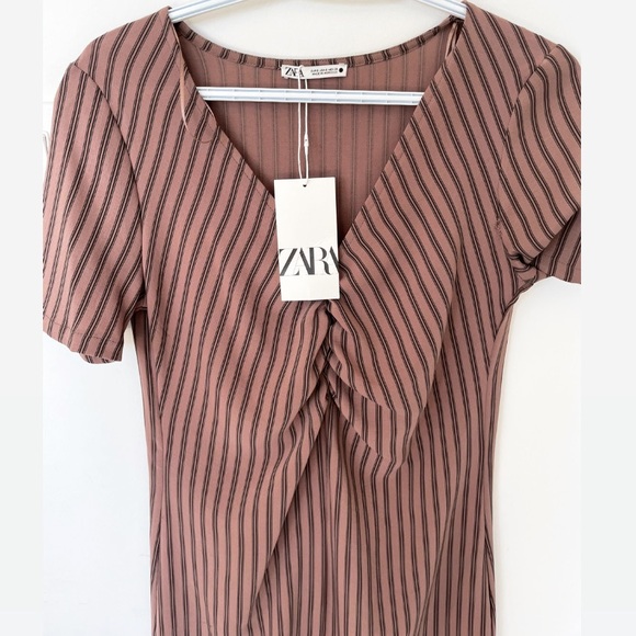 RUFFLED RUCHED DRESS - Picture 3 of 4